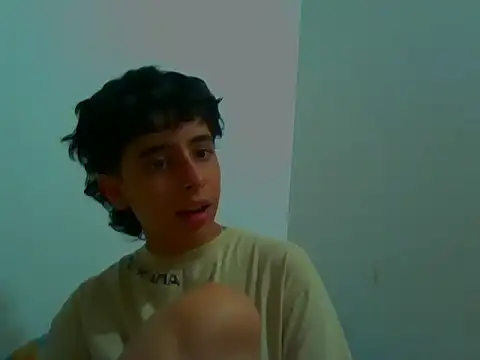 LatinHeatX22 online show from April 16, 9:39 pm