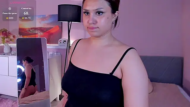 Snapshot of nicolewoss chatting on July 20, 11:34 am nicolewoss online show from July 20, 11:34 am