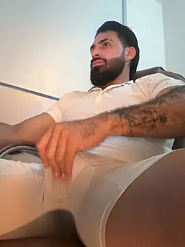 Snapshot of Ryan_Black3 chatting on July 2, 11:22 pm Ryan Black3 online show from July 2, 11:22 pm