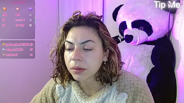 Snapshot of aprildumont chatting on April 30, 12:44 pm aprildumont online show from April 30, 12:44 pm