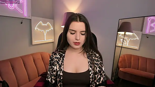 AliceLiador  online show from June 15, 2:41 pm
