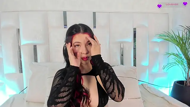 imnikaa  online show from April 19, 4:56 am