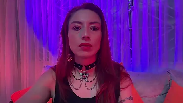 Queenscarlettsecret online show from July 11, 1:14 pm
