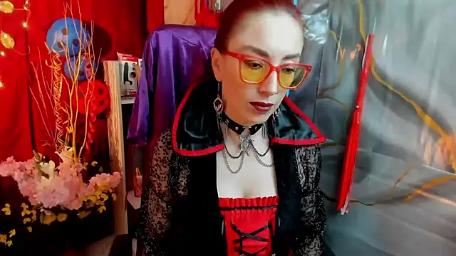 Queenscarlettsecret online show from July 13, 12:52 pm