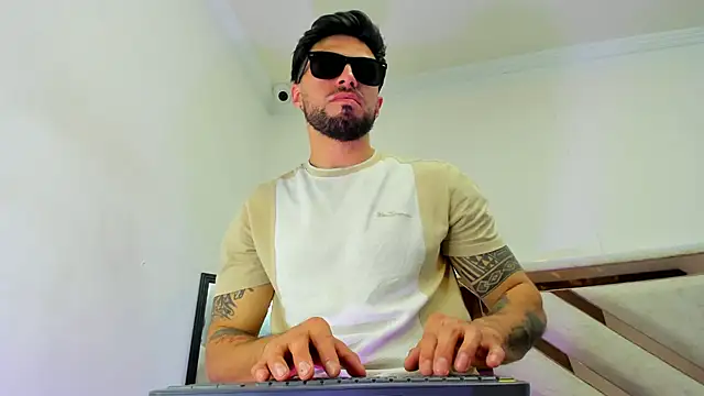 Draco blaze online show from May 25, 1:28 pm