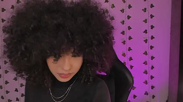 Snapshot of Liaaa_1 chatting on May 17, 12:52 am Liaaa 1 online show from May 17, 12:52 am