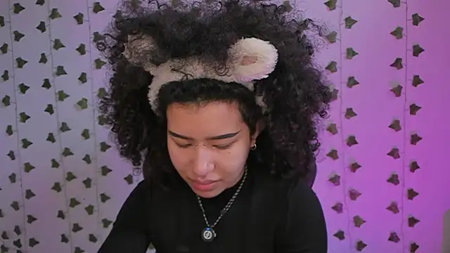Snapshot of Liaaa_1 chatting on June 18, 7:40 pm Liaaa 1 online show from June 18, 7:40 pm