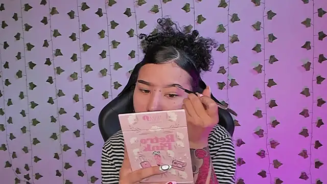 Snapshot of Liaaa_1 chatting on June 27, 7:30 pm Liaaa 1 online show from June 27, 7:30 pm
