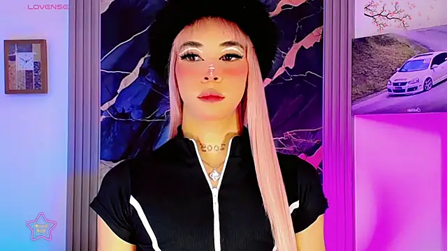moon sweet- online show from May 22, 3:02 am