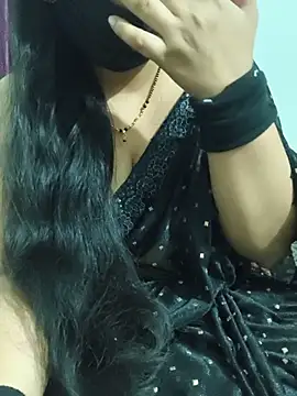 Snapshot of sweetylove01 chatting on June 2, 5:48 pm sweetylove01 online show from June 2, 5:48 pm