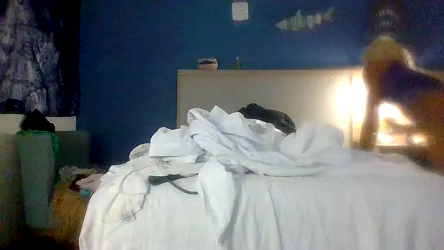Snapshot of Dicksee_Left chatting on June 21, 10:23 pm Dicksee Left online show from June 21, 10:23 pm