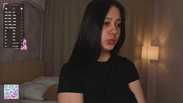 LachelleLeder online show from April 19, 4:12 am