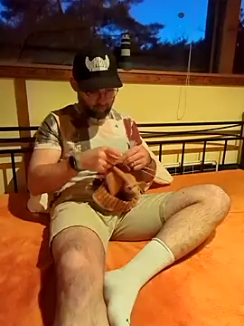 gayboyx77 online show from May 8, 7:41 pm