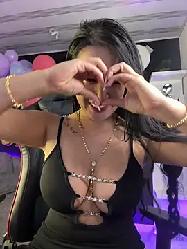 Snapshot of Sara_fun chatting on January 30, 9:04 am Sara fun online show from January 30, 9:04 am