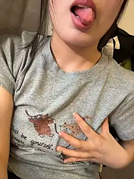 Faye-baby online show from May 15, 10:11 am