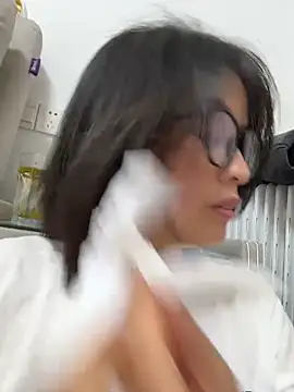 Faye-baby online show from June 16, 3:58 pm