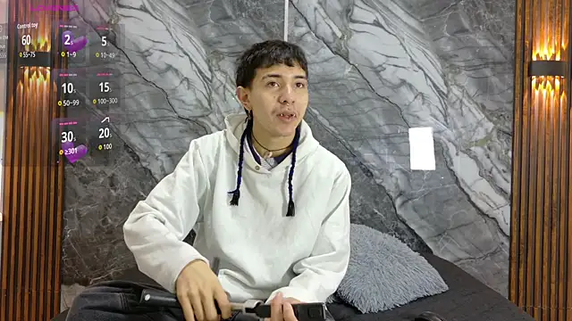 NoahWalker   online show from June 15, 11:01 am