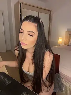CandyElla  online show from May 6, 1:27 pm
