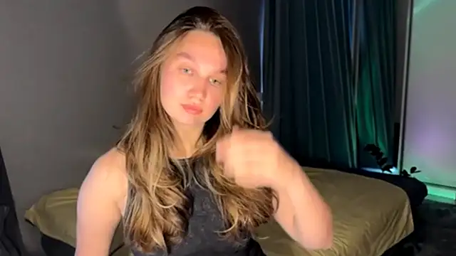 Snapshot of secretnaya_girl chatting on May 30, 7:49 am secretnaya girl online show from May 30, 7:49 am
