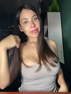 Juliett07 online show from April 16, 7:14 pm