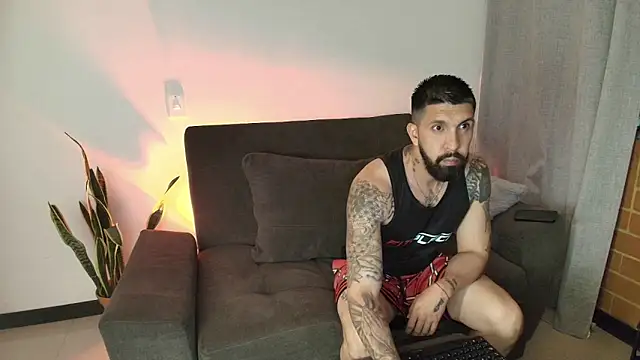 Alyssa and DAngelo online show from May 26, 1:23 am