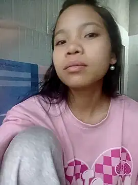Snapshot of lelenana chatting on April 29, 11:44 pm lelenana online show from April 29, 11:44 pm