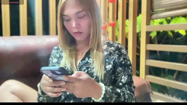 Snapshot of hannaBaby_lisyos11 chatting on May 31, 2:13 pm hannaBaby lisyos11 online show from May 31, 2:13 pm