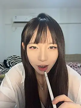 Snapshot of nide-baby chatting on May 20, 2:45 pm nide-baby online show from May 20, 2:45 pm
