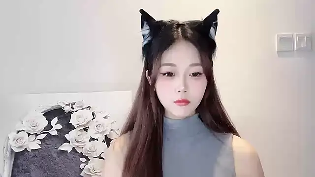 KiKi-011 online show from May 13, 7:17 am