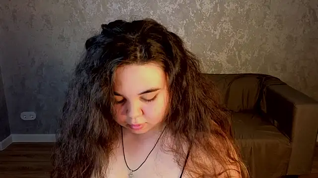 Ameli Watts online show from May 9, 1:11 am