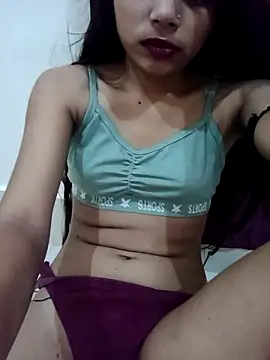 Snapshot of Riya_rani7 chatting on April 23, 1:29 am Riya rani7 online show from April 23, 1:29 am