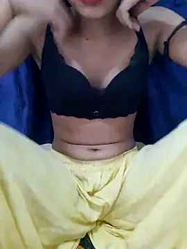 Snapshot of Riya_rani7 chatting on May 12, 6:43 am Riya rani7 online show from May 12, 6:43 am