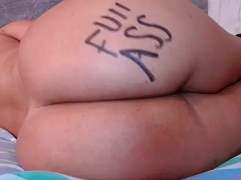 Snapshot of sexy-body22 chatting on July 26, 6:48 pm sexy-body22 online show from July 26, 6:48 pm