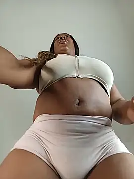 MadameEbony online show from June 21, 11:35 am