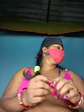Snapshot of Hotty-Kobita-Vabi chatting on June 18, 5:39 pm Hotty-Kobita-Vabi online show from June 18, 5:39 pm