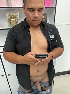Patricio 02 online show from May 21, 3:08 pm