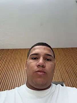 Patricio 02 online show from May 23, 4:11 pm