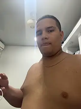 Patricio 02 online show from May 27, 2:19 am