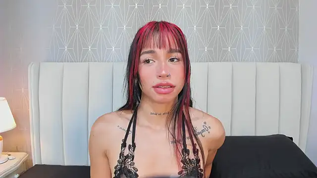 Tori Gaviria online show from May 3, 12:22 pm
