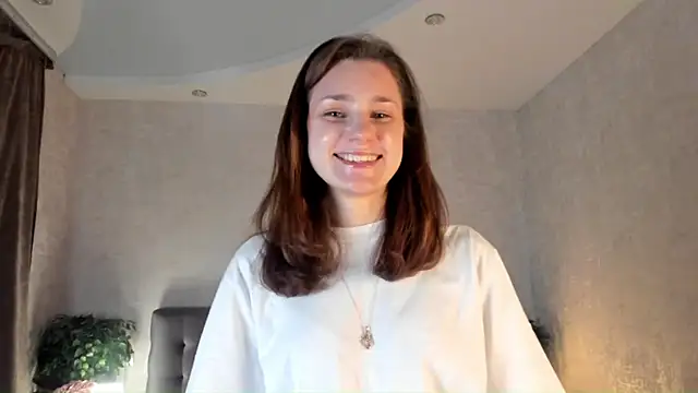 Snapshot of MauriceWireman chatting on May 9, 5:18 pm MauriceWireman online show from May 9, 5:18 pm