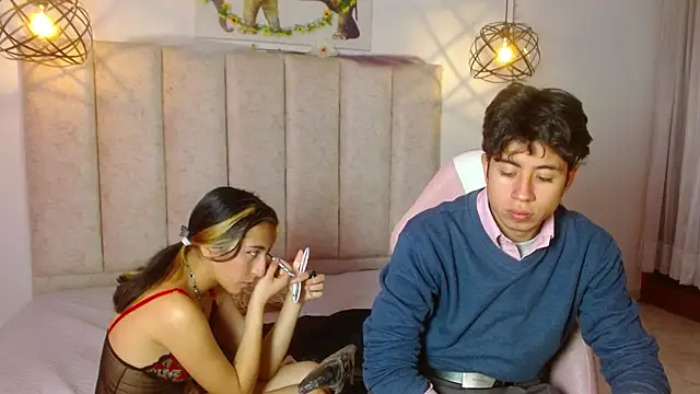 mrandmrsvixencs online show from May 13, 2:58 pm