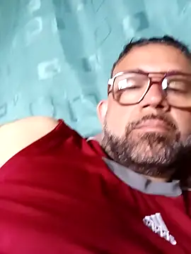 Snapshot of CarlossexVen chatting on April 25, 6:27 pm CarlossexVen online show from April 25, 6:27 pm