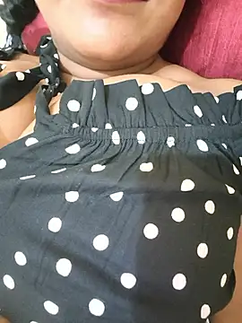 Snapshot of Newragini chatting on April 18, 7:58 pm Newragini online show from April 18, 7:58 pm