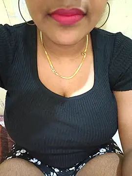 Snapshot of Newragini chatting on May 6, 5:51 pm Newragini online show from May 6, 5:51 pm