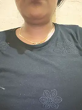 Snapshot of Newragini chatting on May 16, 7:05 am Newragini online show from May 16, 7:05 am