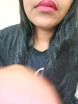 Snapshot of Newragini chatting on May 18, 11:10 pm Newragini online show from May 18, 11:10 pm