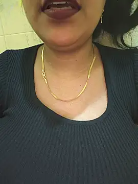 Snapshot of Newragini chatting on May 19, 5:14 am Newragini online show from May 19, 5:14 am
