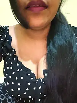 Snapshot of Newragini chatting on May 26, 5:31 pm Newragini online show from May 26, 5:31 pm