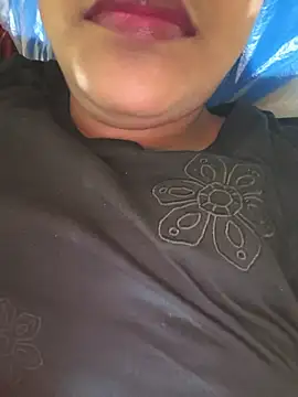 Snapshot of Newragini chatting on June 13, 4:27 pm Newragini online show from June 13, 4:27 pm