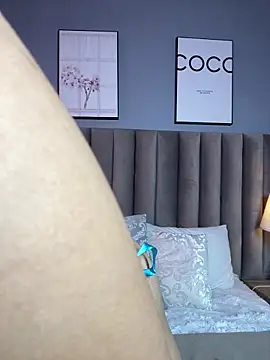 LilyFoox online show from May 29, 1:09 pm